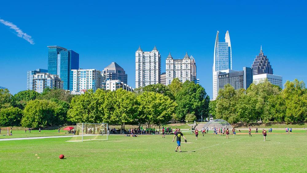 Geranium Giant Close Proximity To Piedmont Park Атланта Екстериор снимка